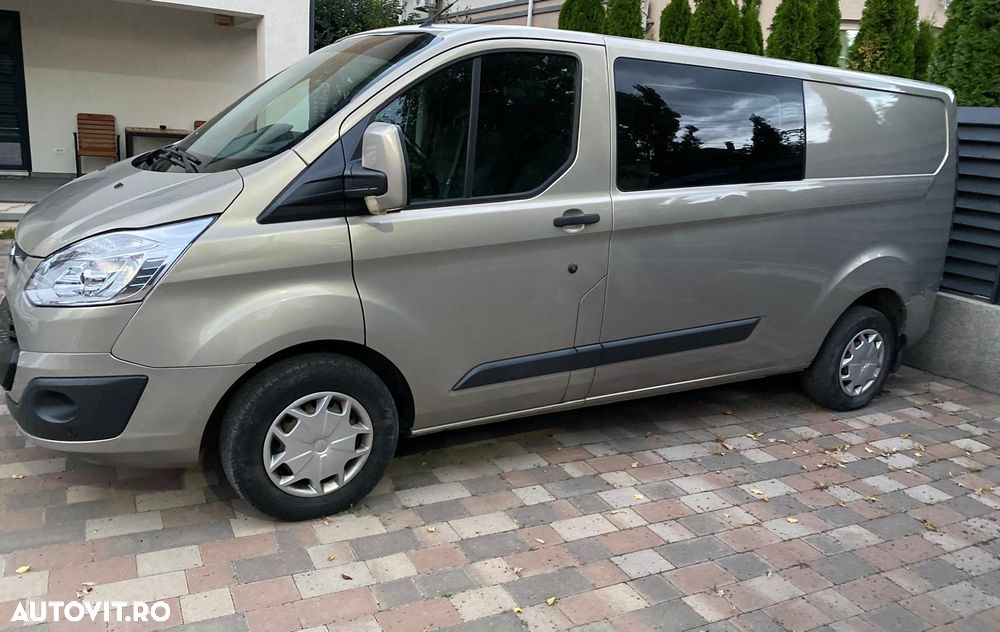 Ford TRANSIT CUSTOM - 9