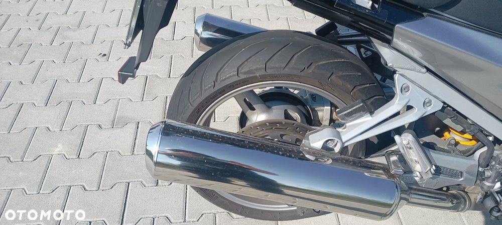 Yamaha FJR - 7