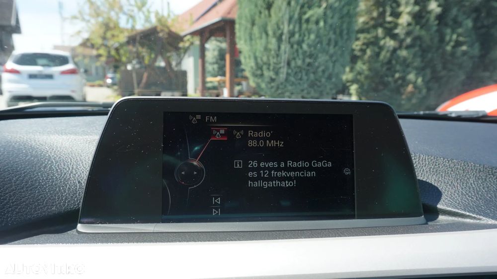 BMW Seria 3 318d Aut. Blue Performance - 24