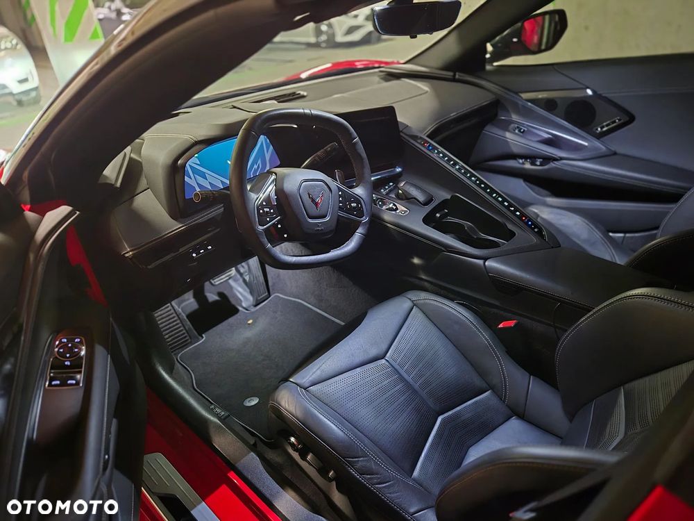 Chevrolet Corvette - 26