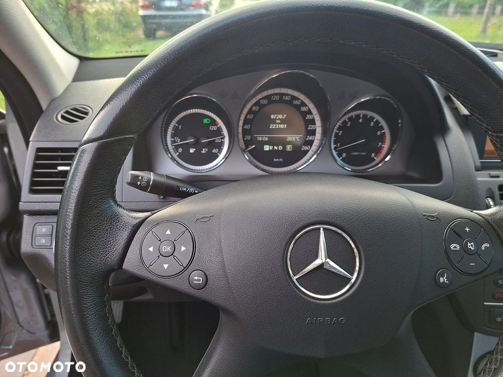 Mercedes-Benz Klasa C - 28