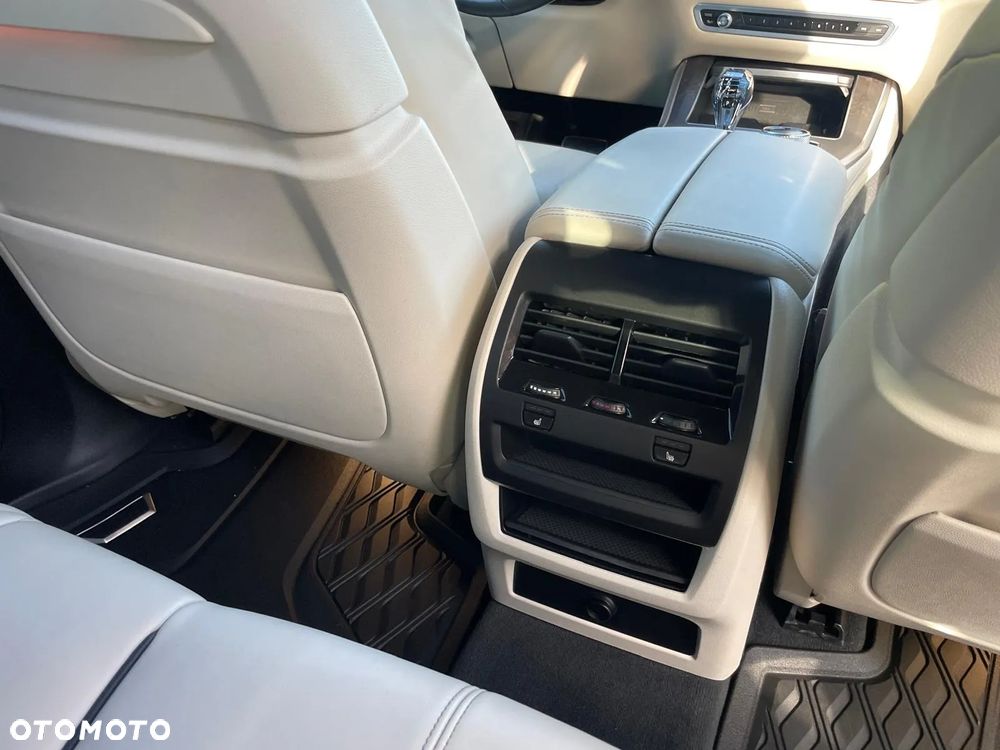BMW X5 xDrive40i - 18