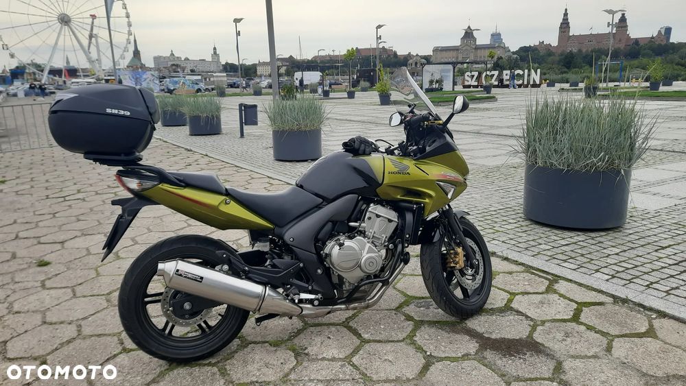 Honda CBF - 3