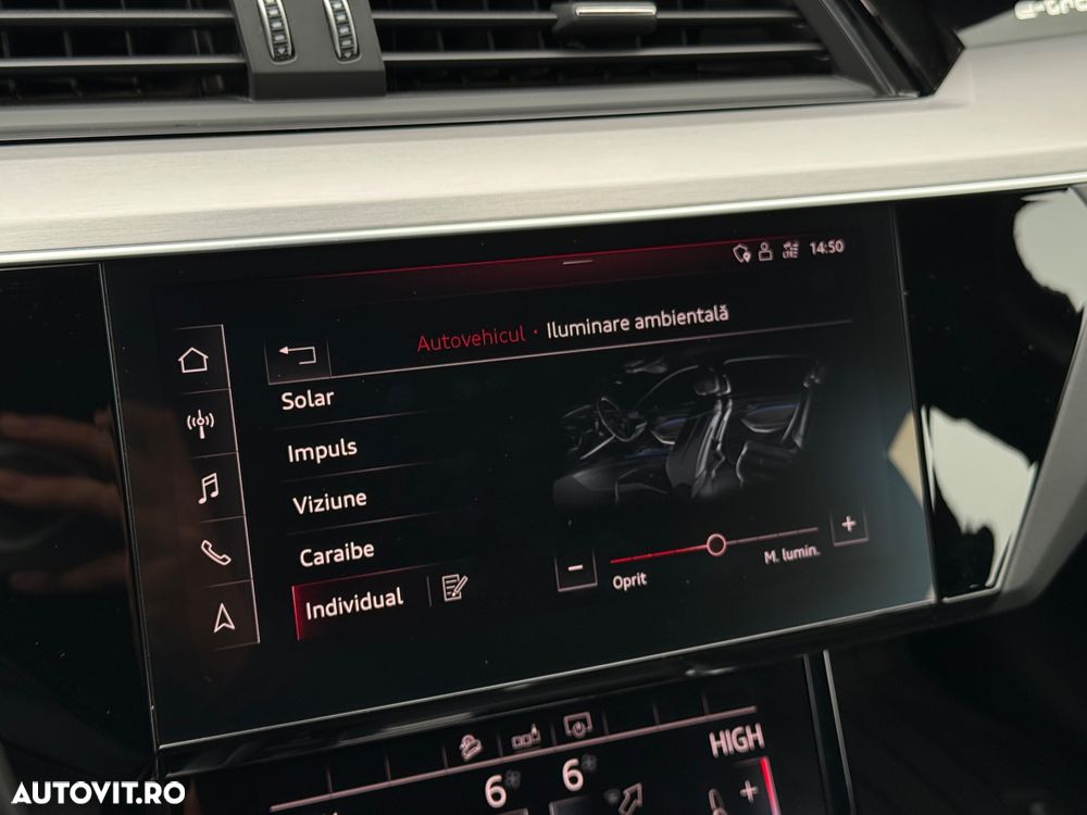 Audi e-tron 55 quattro - 33