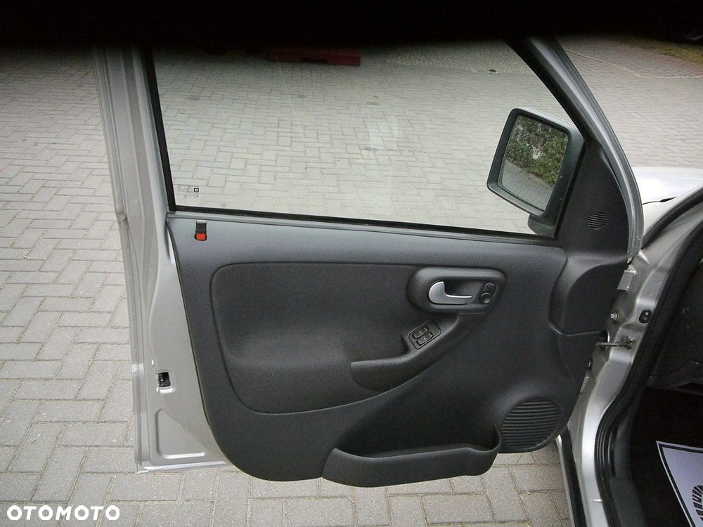 Opel Combo Tour Edition - 31