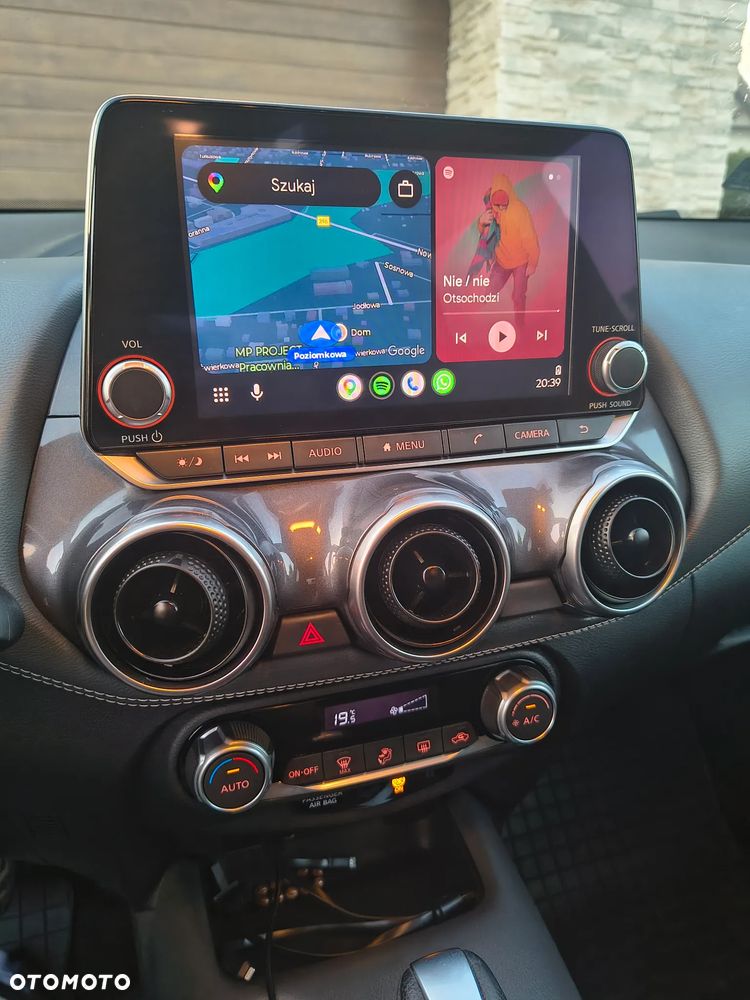 Nissan Juke 1.0 DIG-T N-Connecta DCT - 3