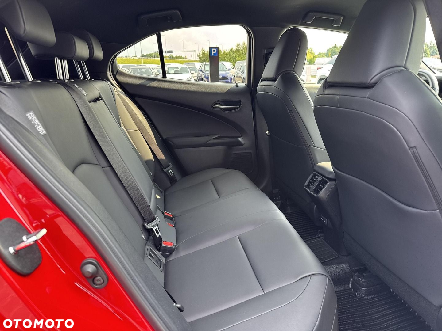 Lexus UX 200 GPF F Impression 2WD - 32