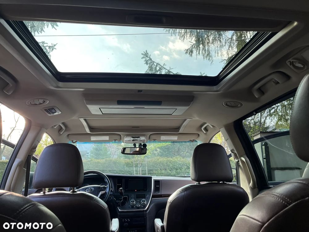 Toyota Sienna - 27