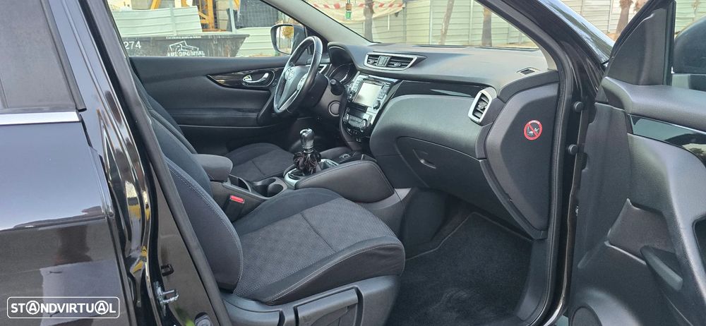 Nissan Qashqai 1.5 dCi Tekna - 8