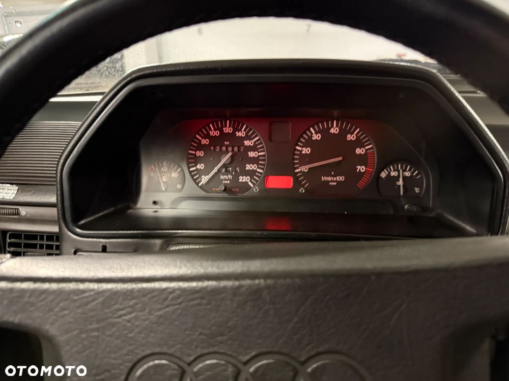 Audi 100 1.8 S CC - 6