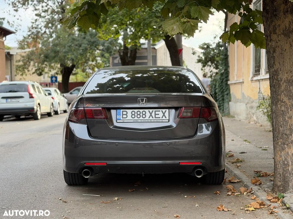 Honda Accord 2.4i Aut Executive - 2