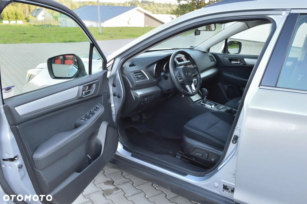 Subaru Outback 2.0D Active Lineartronic - 13