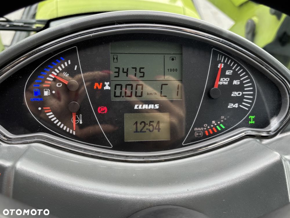 Claas Arion 440 - 13