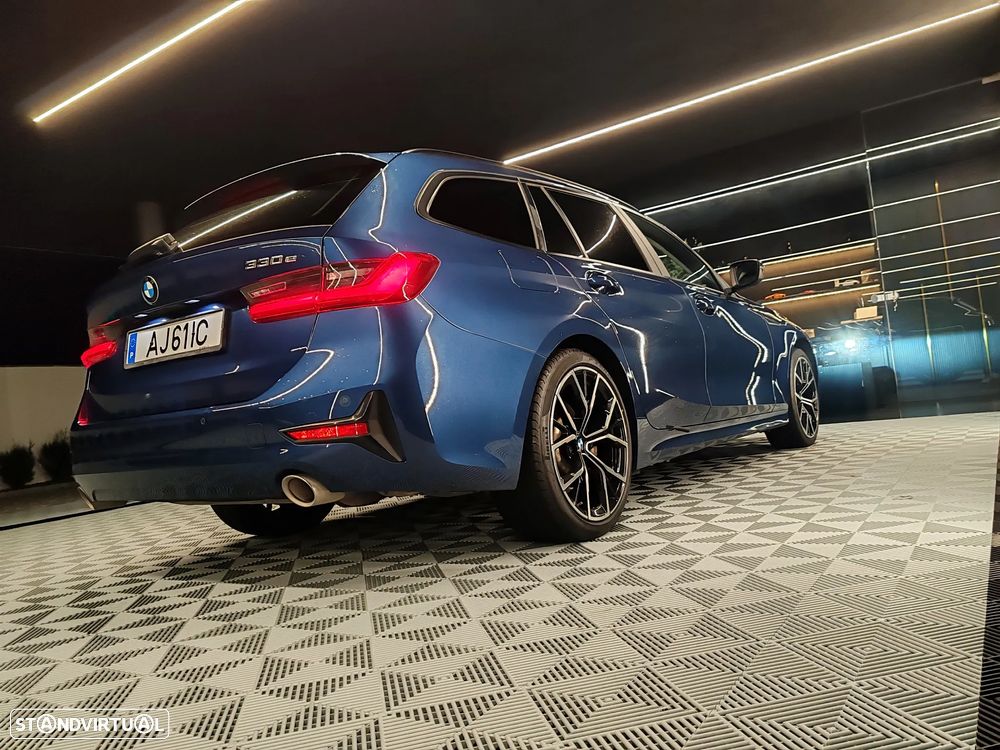BMW 330 e Corporate Edition Auto - 11