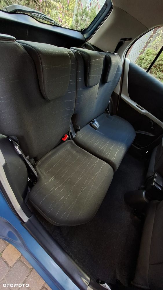 Toyota Yaris 1.3 VVT-i Sol - 13