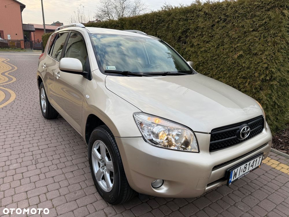 Toyota RAV4 2.0 VVT-i Premium - 3