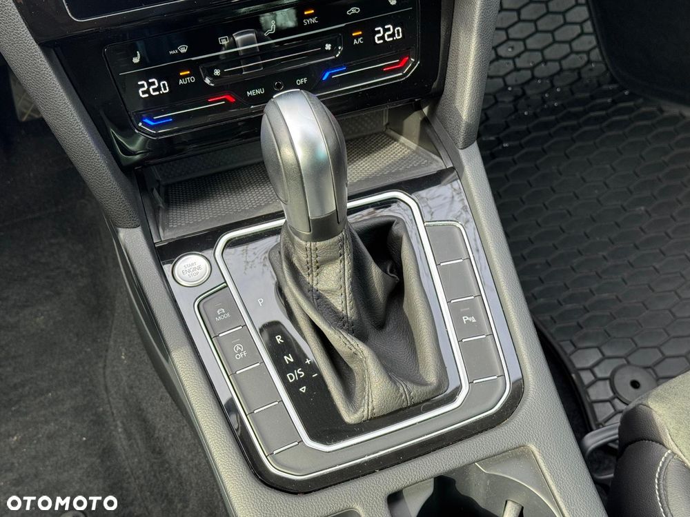 Volkswagen Passat 2.0 TDI EVO Elegance DSG - 26