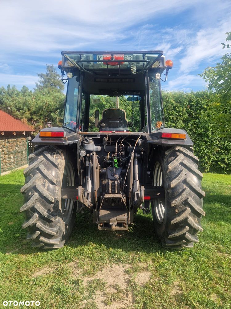 Massey Ferguson - 10