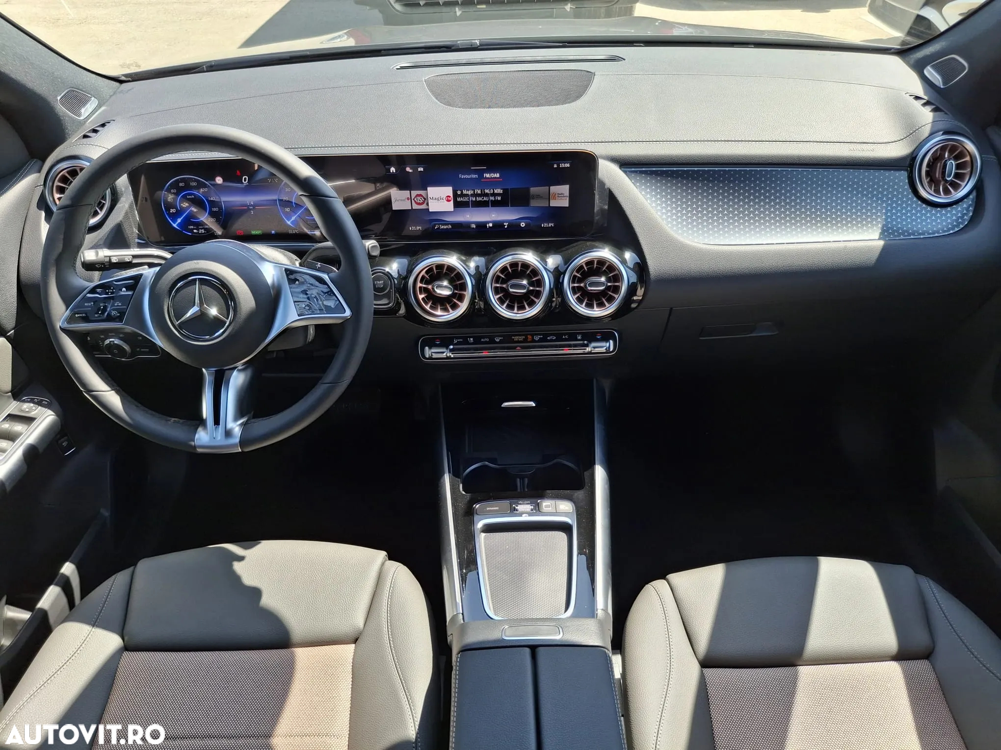 Mercedes-Benz EQA 250+ - 10