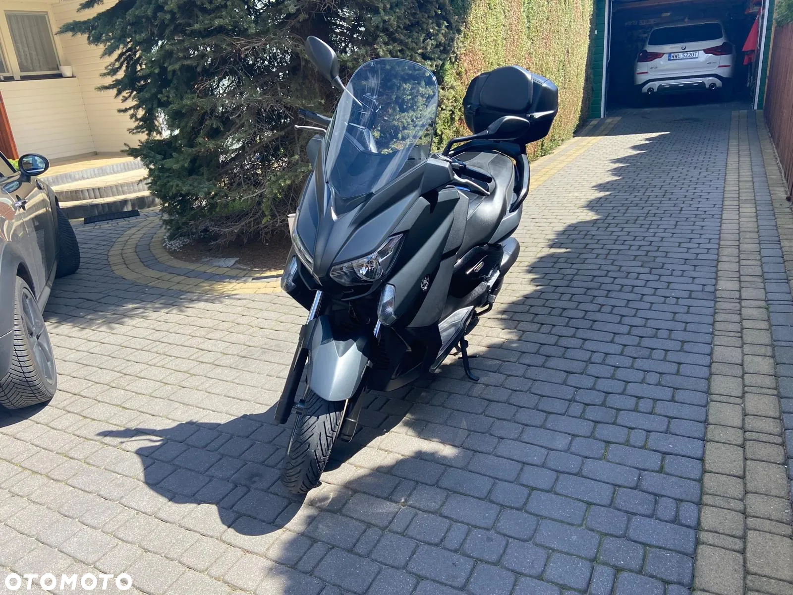 Yamaha X-max - 3
