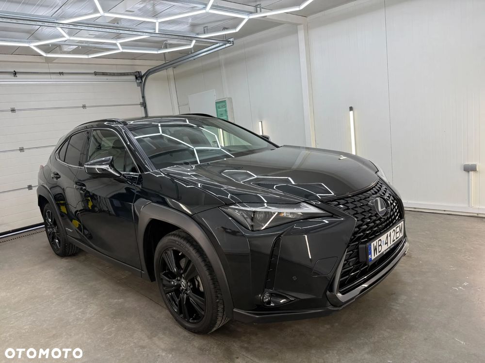 Lexus UX 250h GPF F Impression 2WD - 9