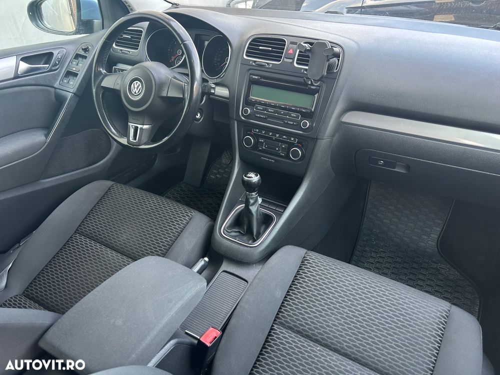 Volkswagen Golf 1.6 TDI DPF Comfortline - 8