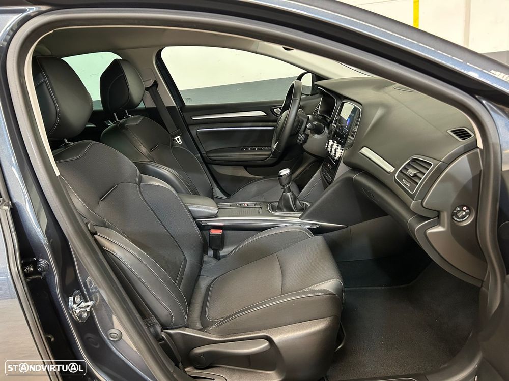 Renault Mégane Sport Tourer 1.5 Blue dCi Limited - 18