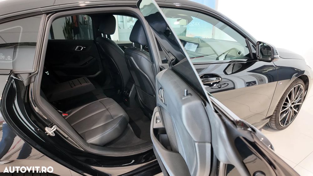 BMW Seria 2 218i Aut. M Sport - 39