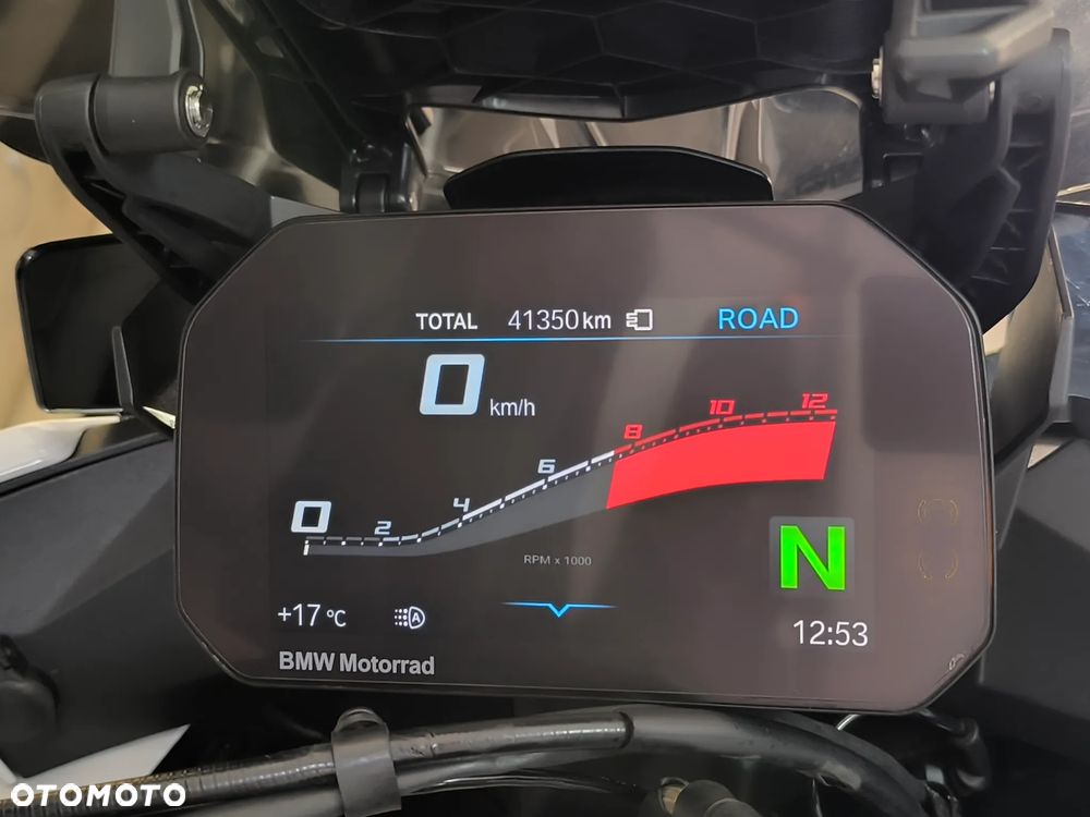 BMW XR - 7