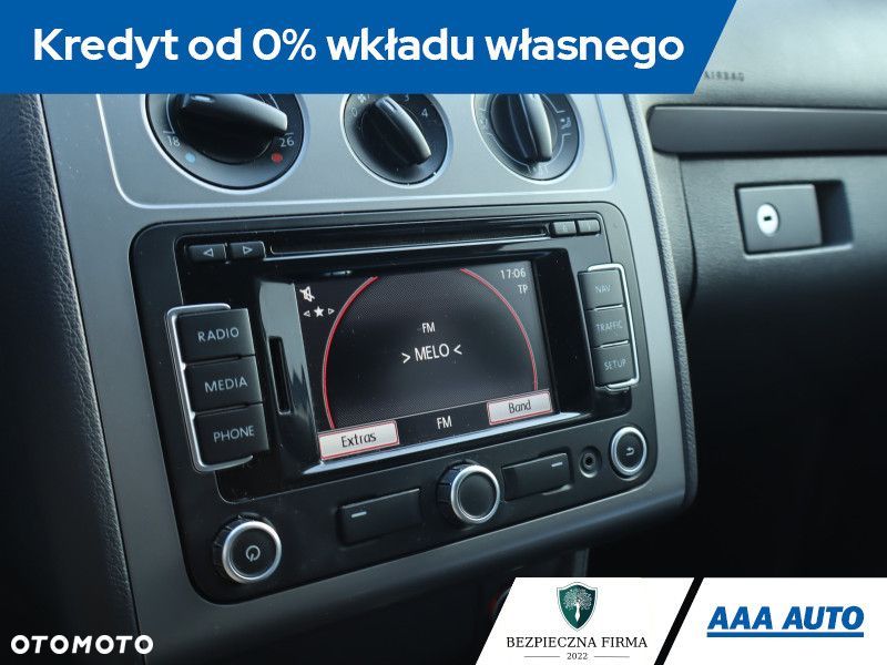 Volkswagen Touran - 14