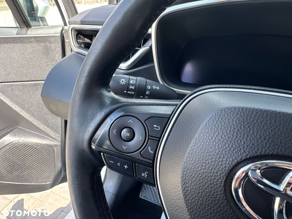 Toyota Corolla 1.8 Hybrid Comfort - 24