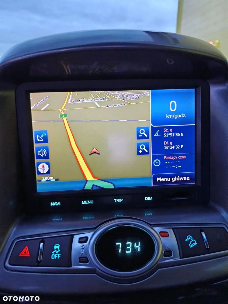 Chevrolet Captiva 2.2 D LTZ - 17