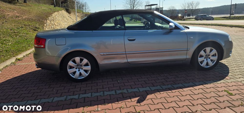 Audi A4 Cabrio 1.8 T multitronic - 11