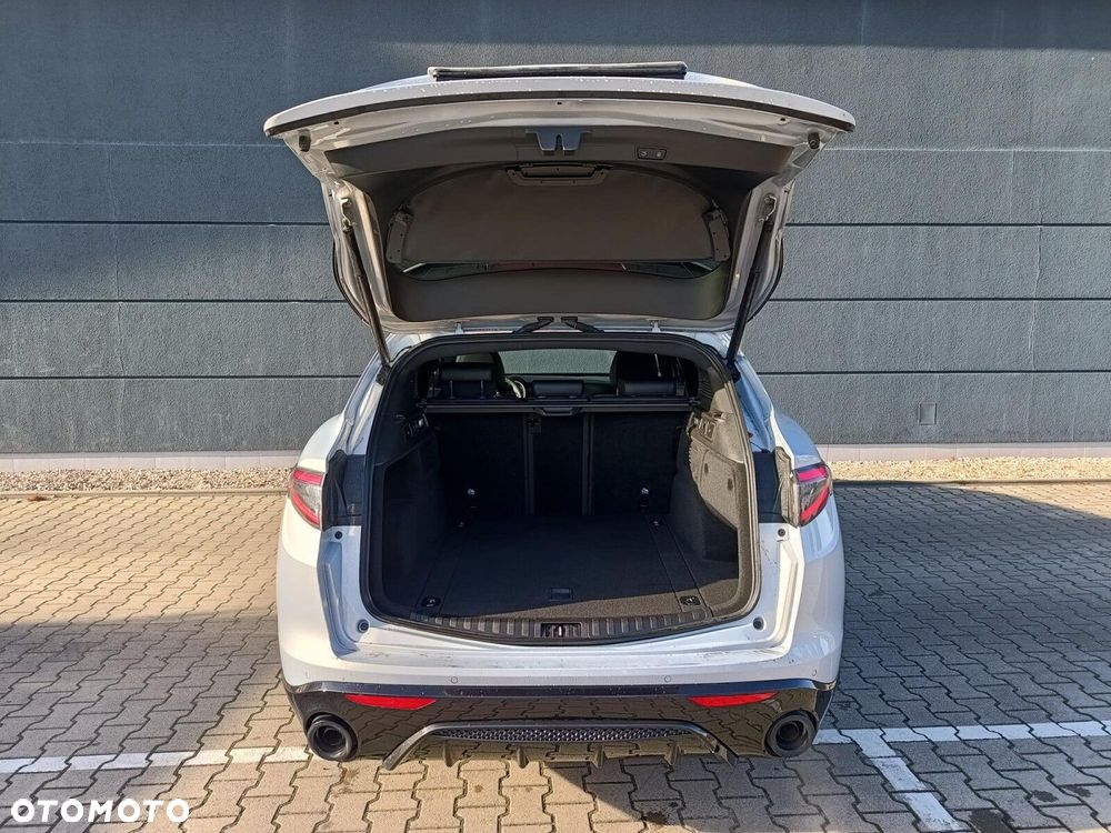 Alfa Romeo Stelvio 2.0 Turbo Veloce Q4 - 9