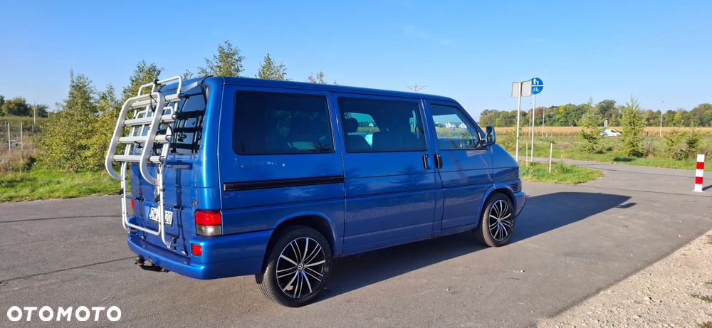 Volkswagen Multivan Standard - 8