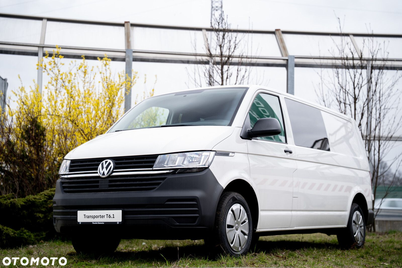 Volkswagen Transporter L2 2.0 TDI 150 KM 6-bm - 35