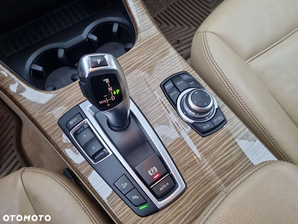 BMW X3 35i xDrive - 23