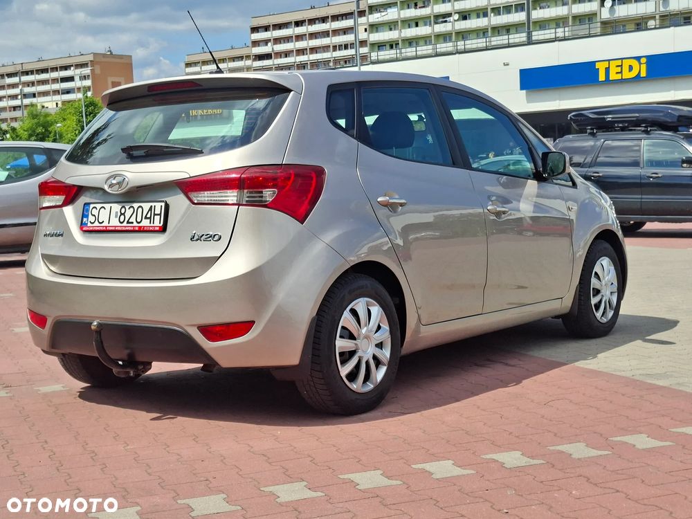 Hyundai ix20 1.4 BlueDrive Classic + - 4