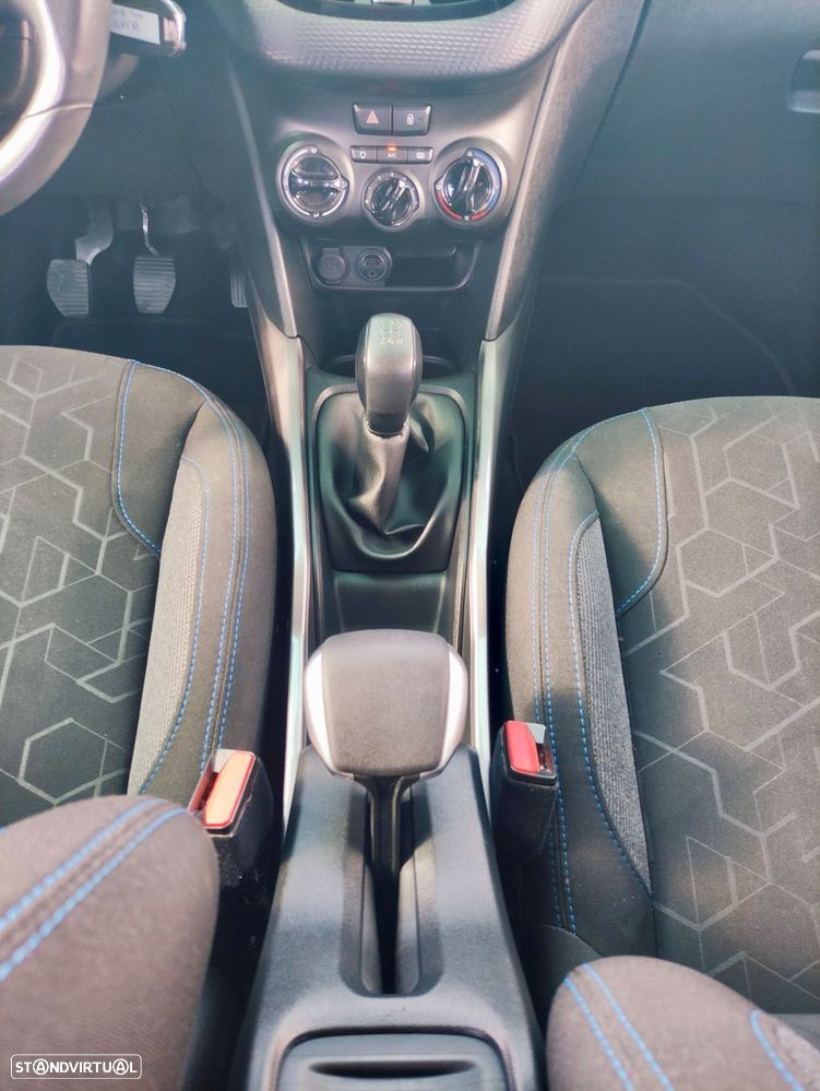 Peugeot 2008 1.2 PureTech Style - 13