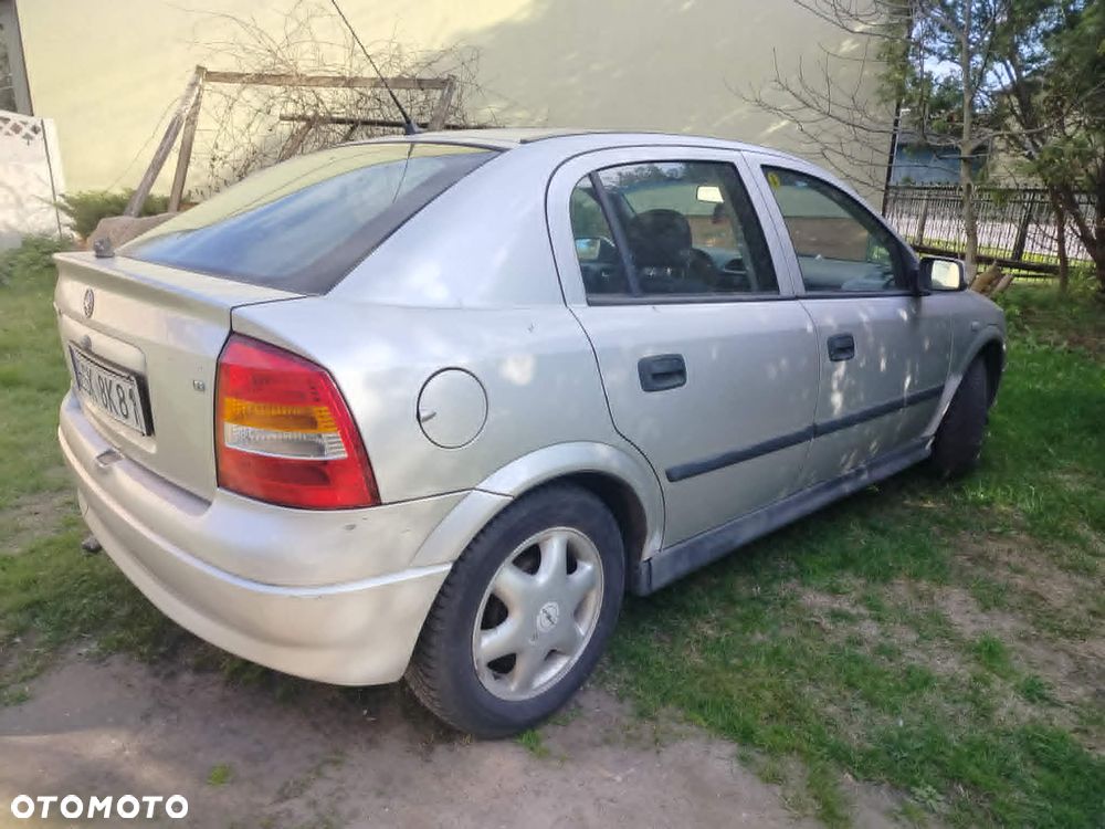 Opel Astra 1.6 GL / Start - 3