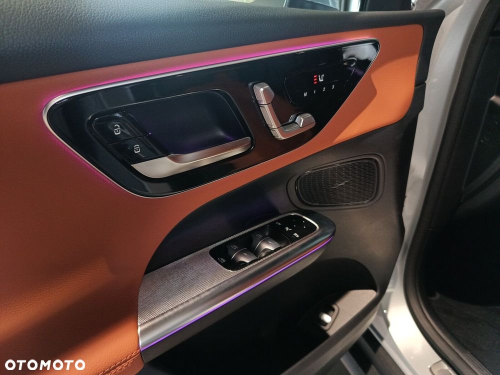 Mercedes-Benz GLC - 17