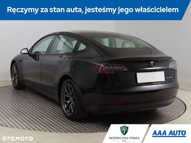 Tesla Model 3 - 6