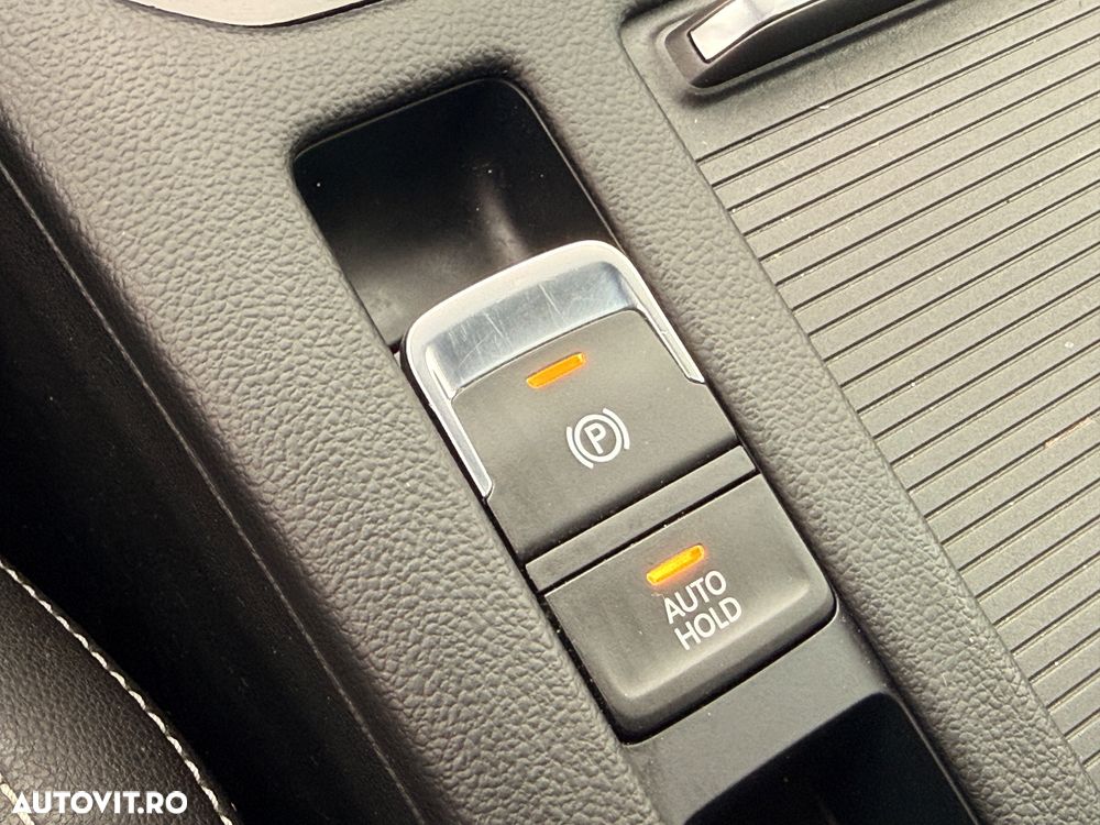 Volkswagen Passat - 19