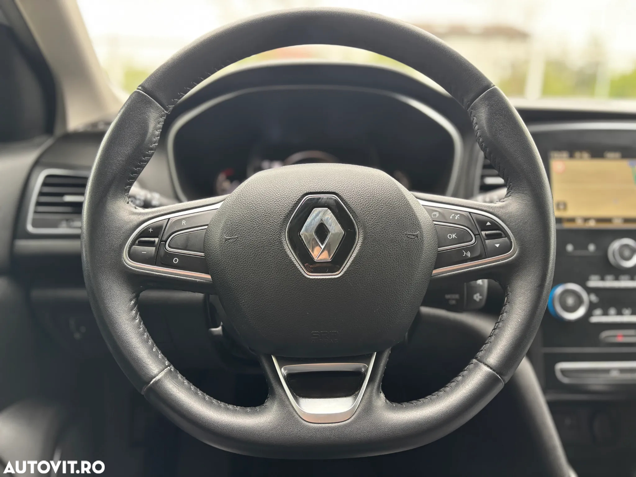 Renault Megane BLUE dCi 115 EDC BUSINESS EDITION - 13