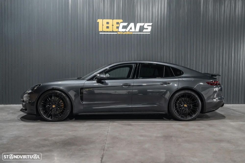 Porsche Panamera 4 E-Hybrid - 29