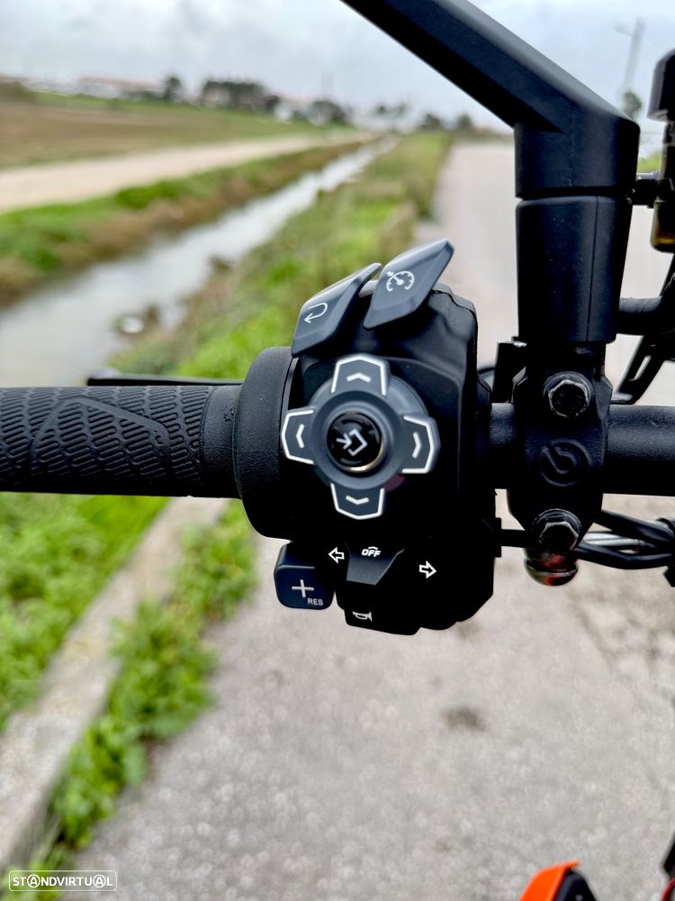 KTM Superduke 1390 R - 15