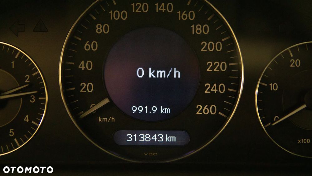 Mercedes-Benz CLK 270 CDI Elegance - 9