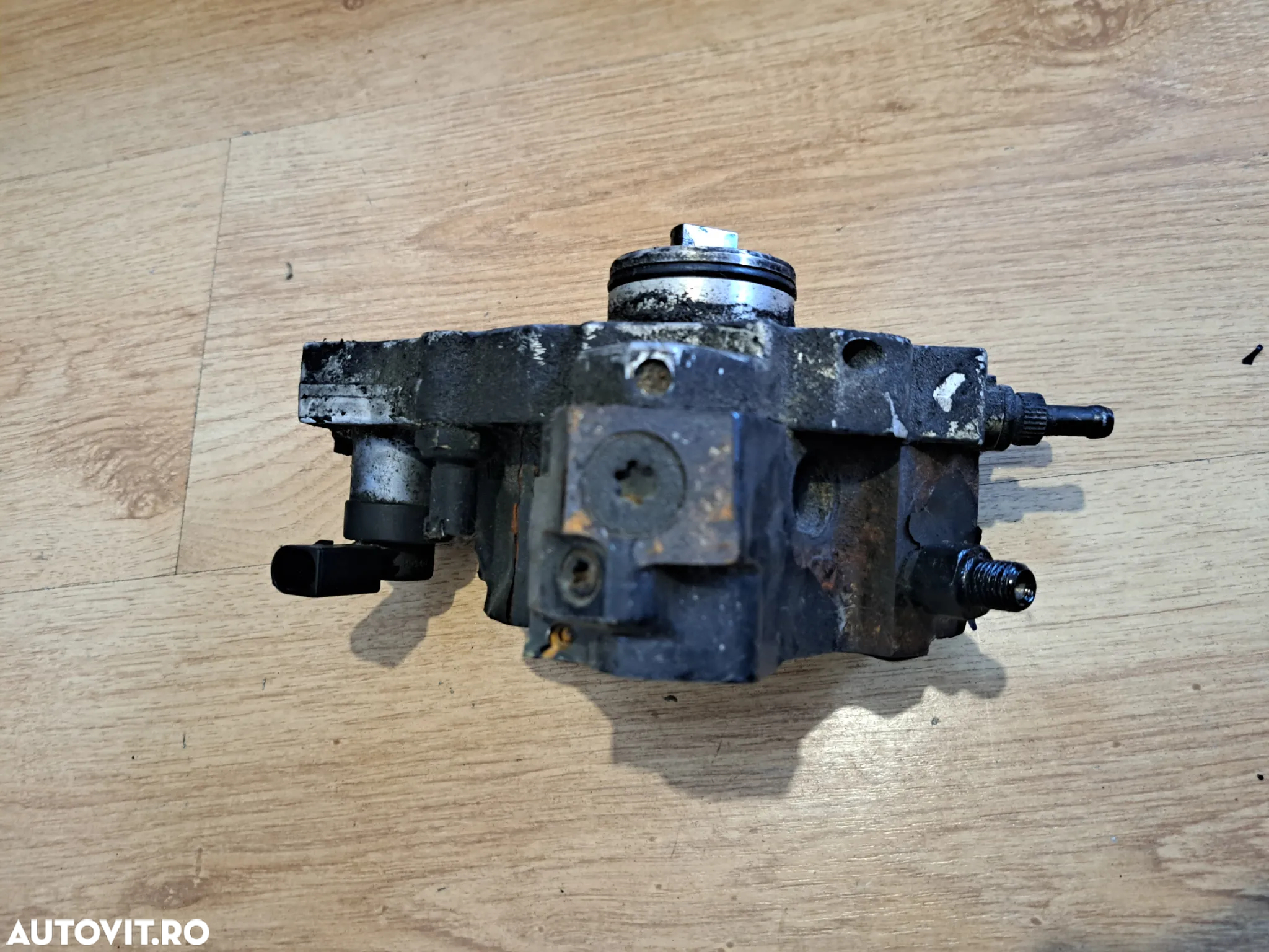 Pompa inalta presiune injectie diesel motorina originala Mercedes W211 W220 W203 W209 W639 2.2cdi 2.7cdi 3.2cdi - 4