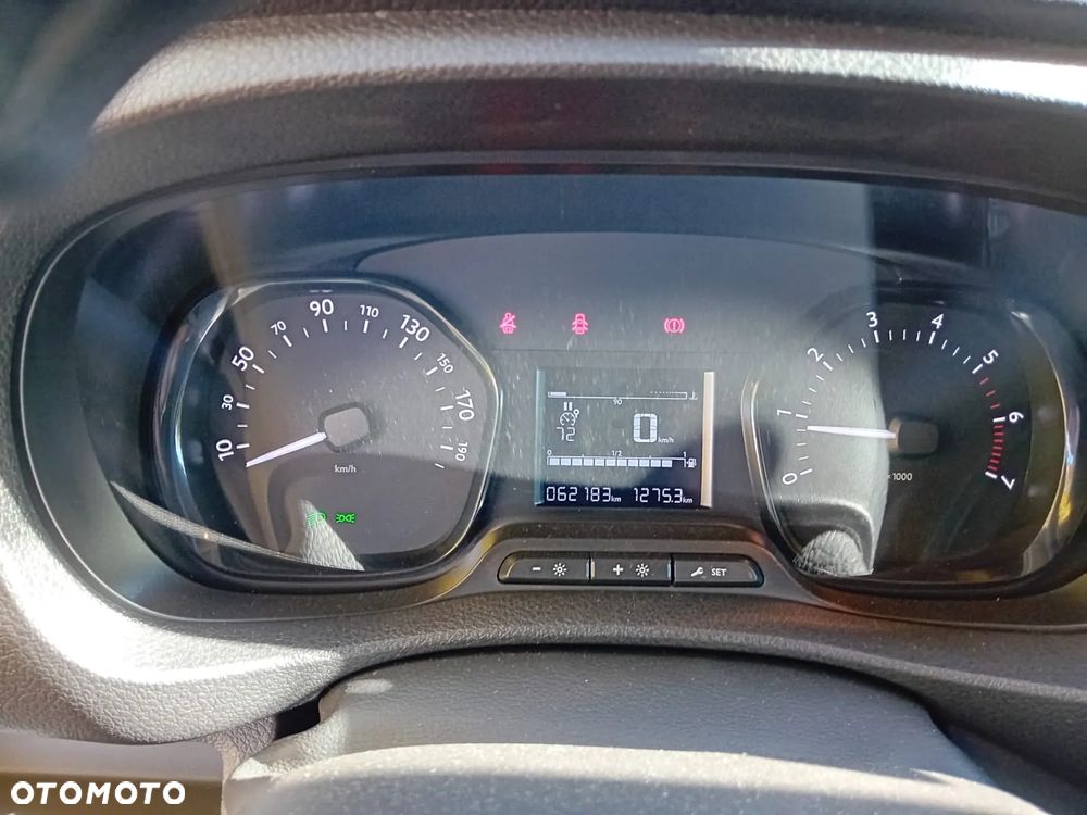 Toyota ProAce ver-kombi-2-0-d--4d-medium-2-8t - 13