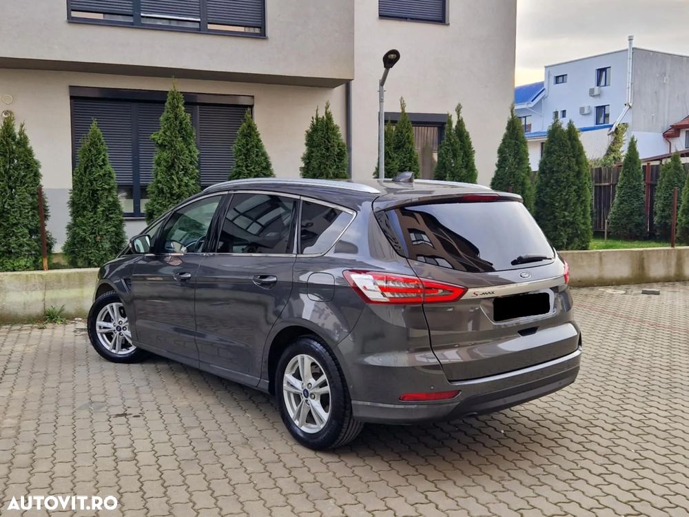 Ford S-Max - 6